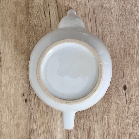 White Teapot w/Lid Featuring Fruit And Leaves Fall Autumn Colors - Picture 8 of 8